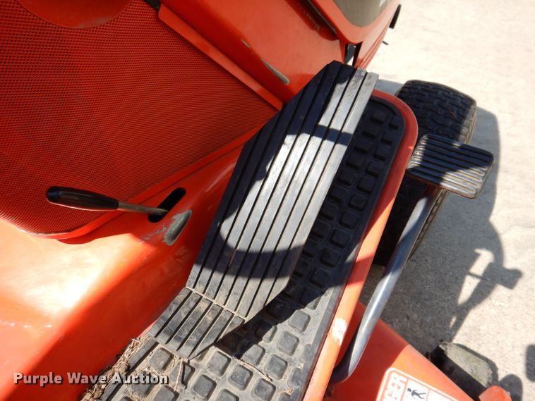 image for item KP9460 Kubota G2000-S  lawn mower