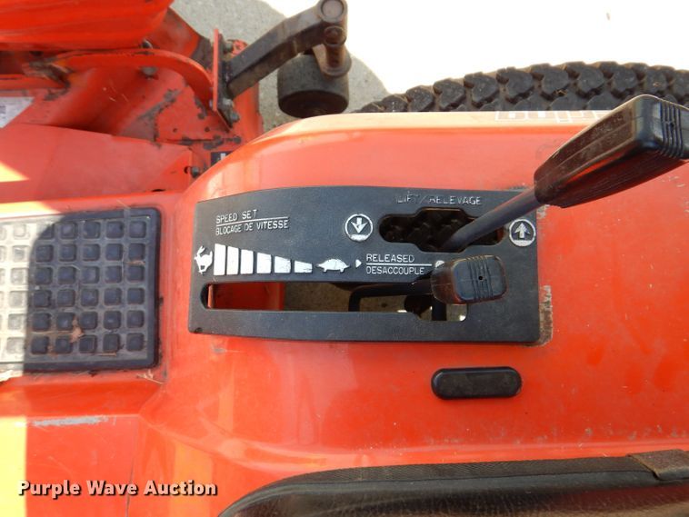 image for item KP9460 Kubota G2000-S  lawn mower