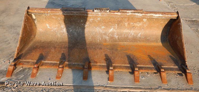 image for item KP9468 Worksite Pro T84  84"W skid steer bucket