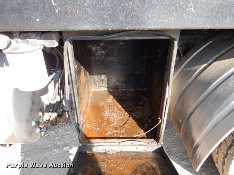 image for item KR9116 2000 International 2554  sewer jetter truck