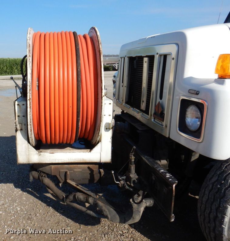 image for item KR9116 2000 International 2554  sewer jetter truck