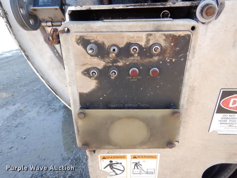 image for item KR9116 2000 International 2554  sewer jetter truck