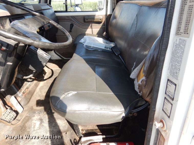 image for item KR9116 2000 International 2554  sewer jetter truck