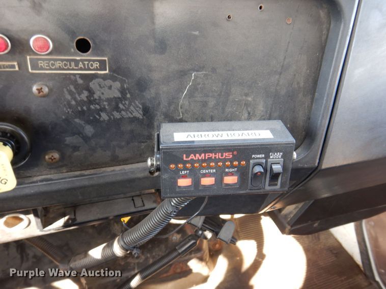 image for item KR9116 2000 International 2554  sewer jetter truck