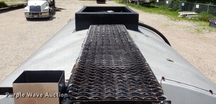 image for item KR9315 1995 Ford F800  asphalt tack distributor truck