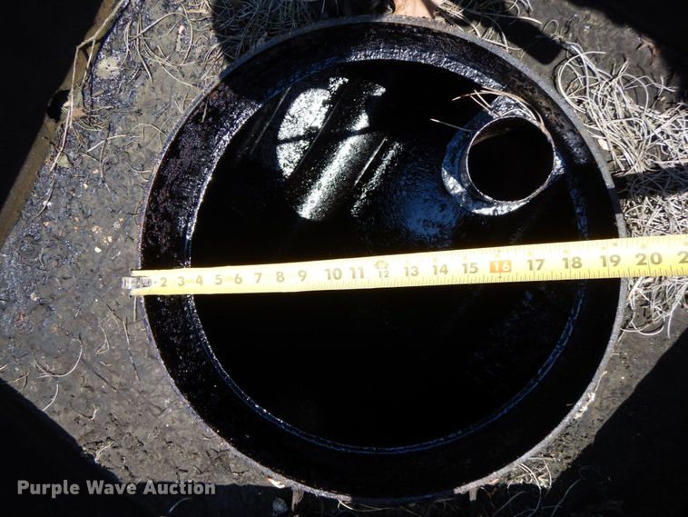 image for item KR9315 1995 Ford F800  asphalt tack distributor truck