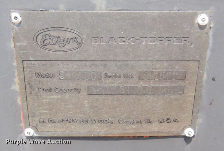 image for item KR9315 1995 Ford F800  asphalt tack distributor truck