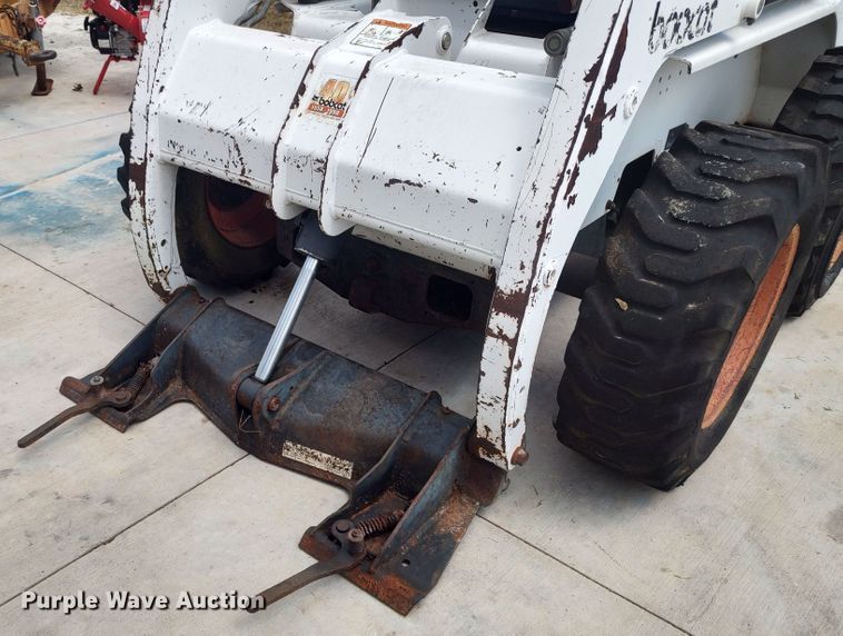 image for item LK9151 1998 Bobcat 763  skid steer loader