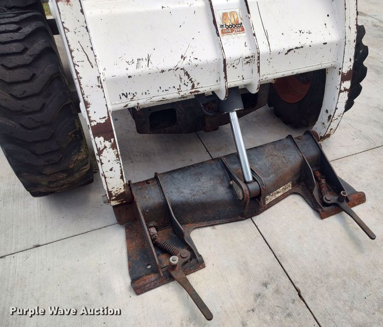 image for item LK9151 1998 Bobcat 763  skid steer loader