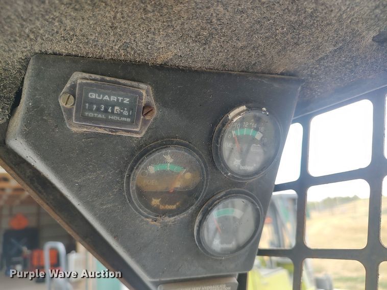 image for item LK9151 1998 Bobcat 763  skid steer loader