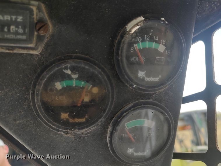 image for item LK9151 1998 Bobcat 763  skid steer loader