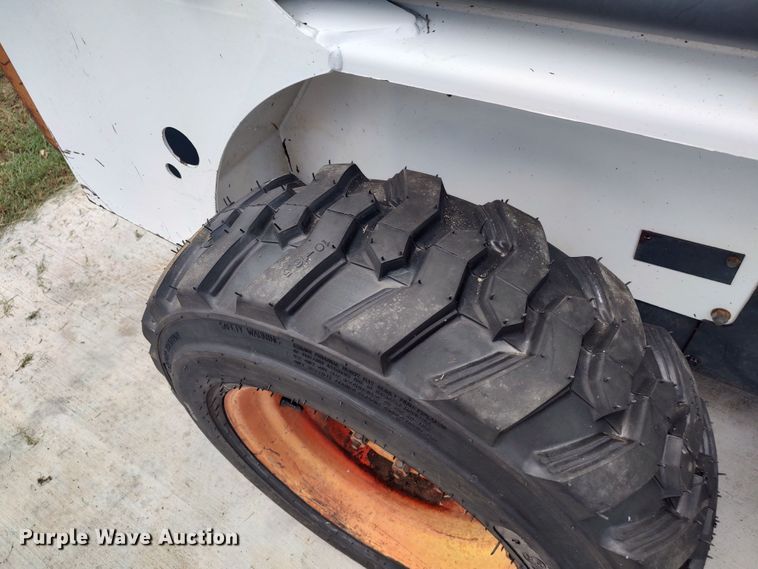 image for item LK9151 1998 Bobcat 763  skid steer loader