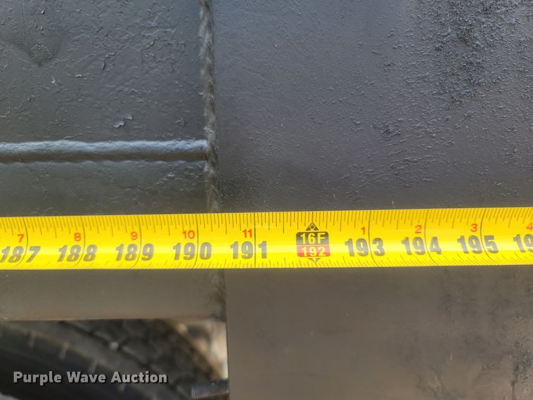 image for item LM9603 1993 Peterbilt 379  dump truck