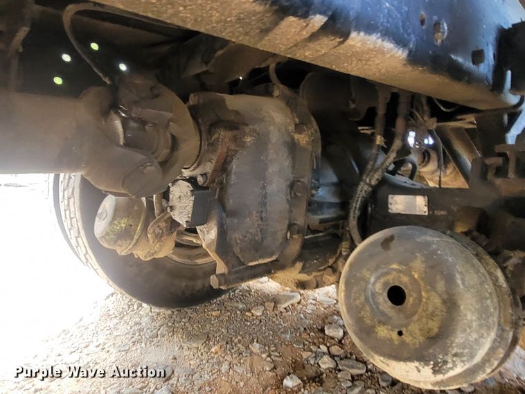 image for item LM9603 1993 Peterbilt 379  dump truck