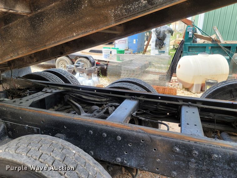 image for item LM9603 1993 Peterbilt 379  dump truck