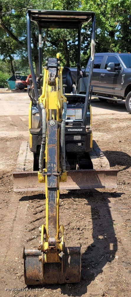 image for item LM9609 Yanmar VIO17-A  mini excavator