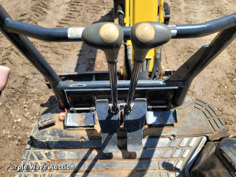 image for item LM9609 Yanmar VIO17-A  mini excavator