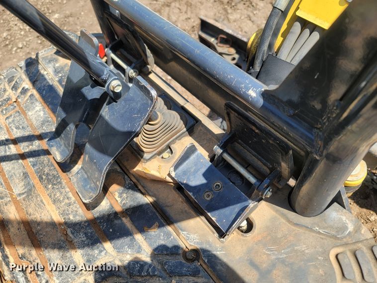 image for item LM9609 Yanmar VIO17-A  mini excavator