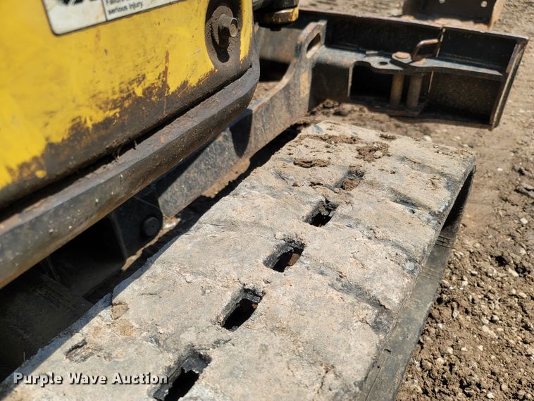 image for item LM9609 Yanmar VIO17-A  mini excavator