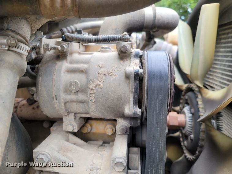 image for item LM9610 2006 Ford F650 Super Duty  flatbed truck