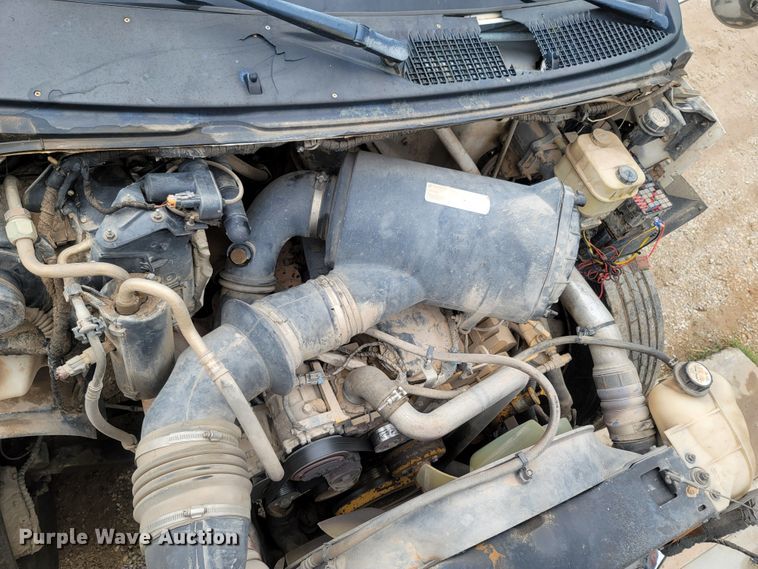 image for item LM9610 2006 Ford F650 Super Duty  flatbed truck