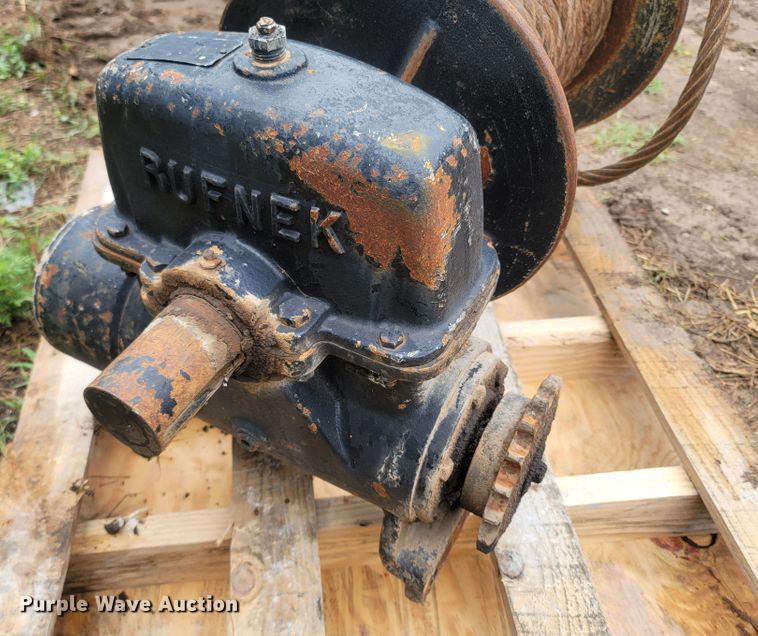 image for item LM9611 Rufnek  winch