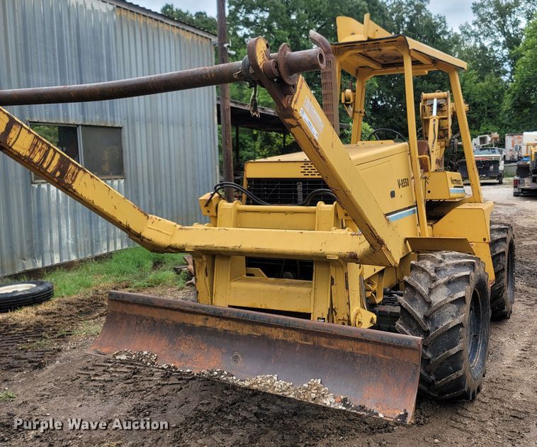 image for item LM9612 1998 Vermeer V8550  vibratory cable plow