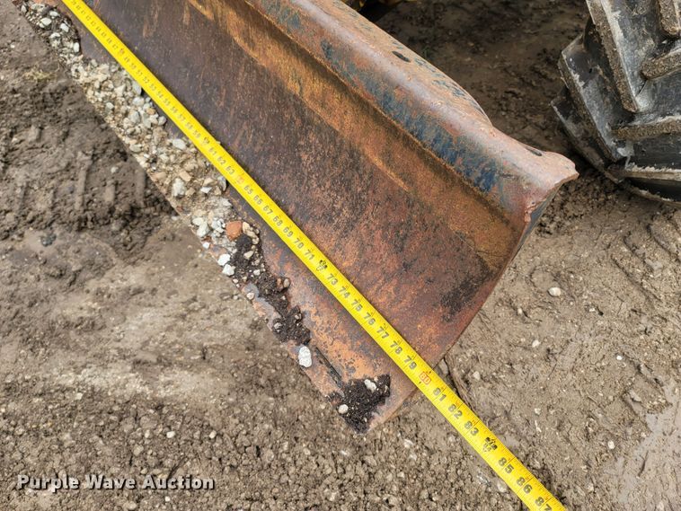 image for item LM9612 1998 Vermeer V8550  vibratory cable plow