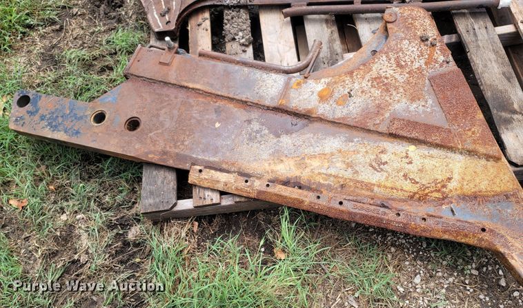 image for item LM9612 1998 Vermeer V8550  vibratory cable plow