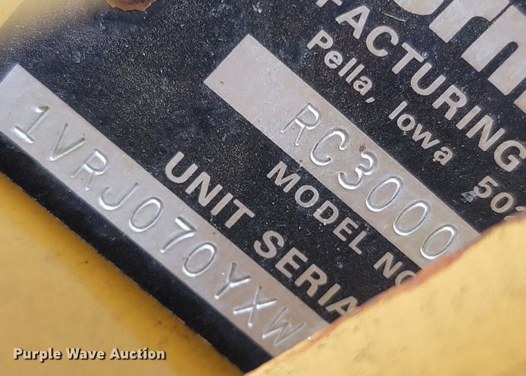 image for item LM9612 1998 Vermeer V8550  vibratory cable plow