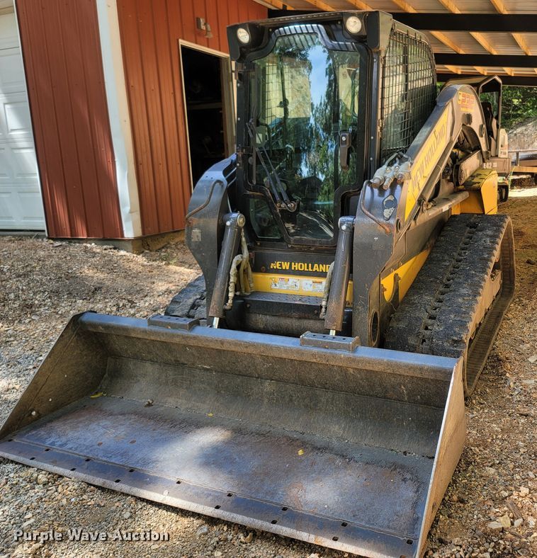 image for item LM9638 2013 New Holland C232  tracked skid steer loader