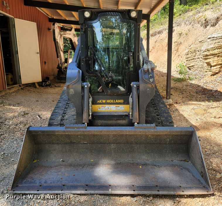 image for item LM9638 2013 New Holland C232  tracked skid steer loader