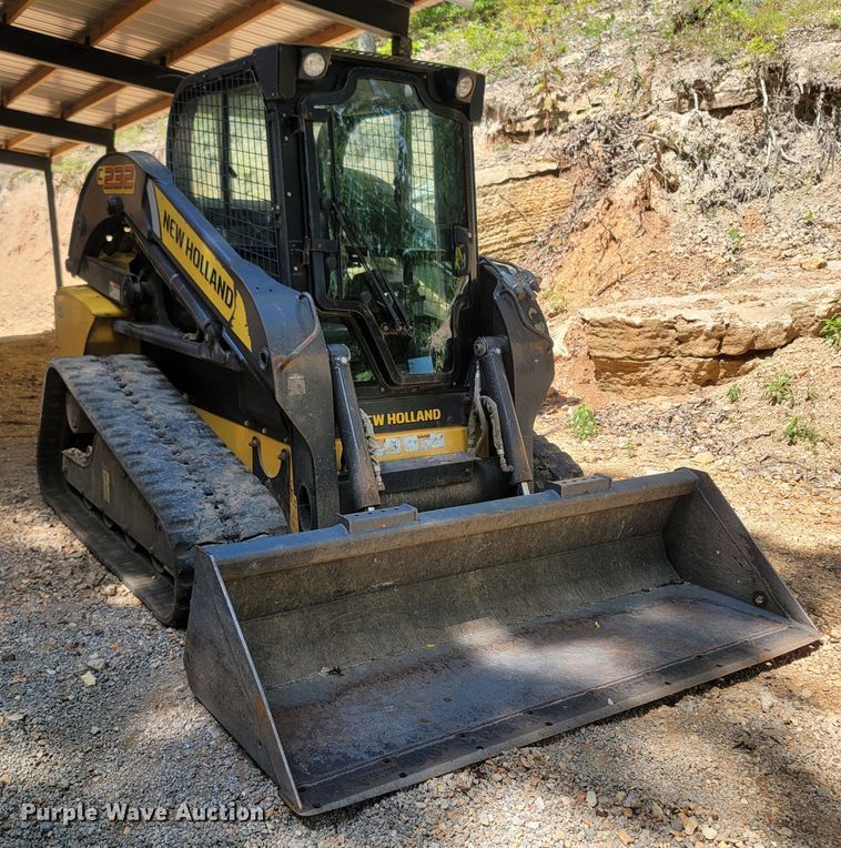 image for item LM9638 2013 New Holland C232  tracked skid steer loader