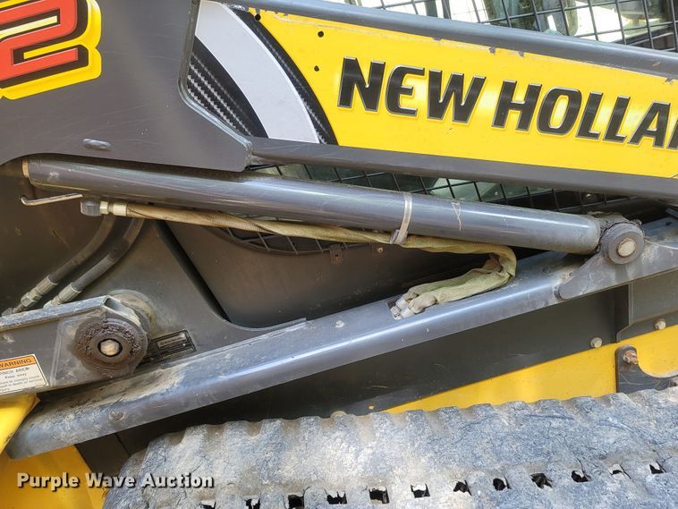 image for item LM9638 2013 New Holland C232  tracked skid steer loader