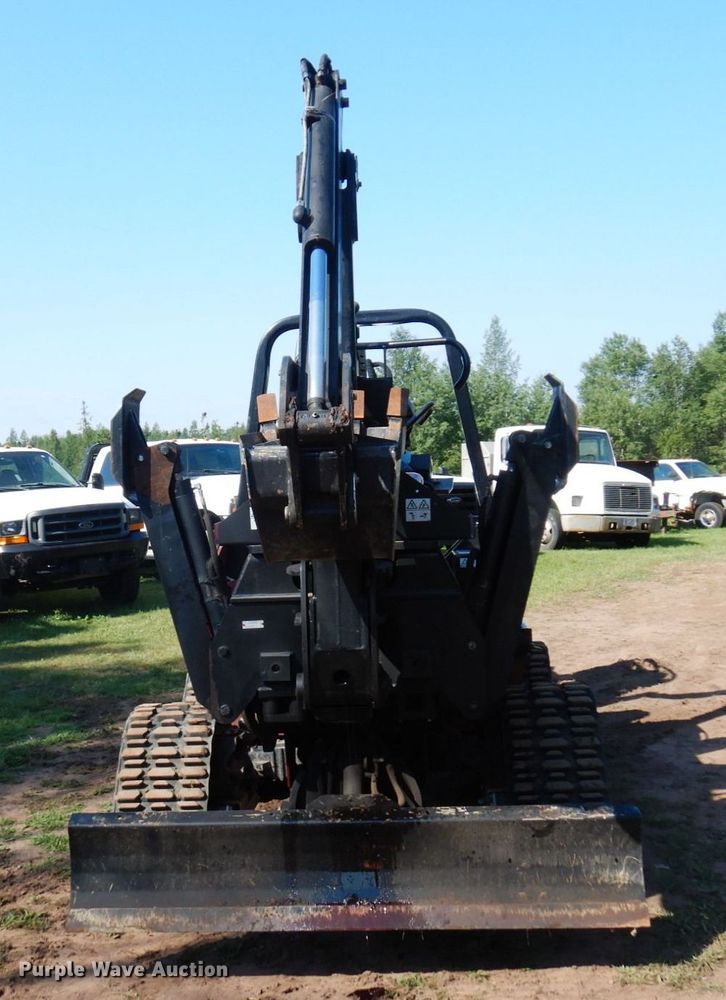 image for item MF9747 Toro RT600  vibratory cable plow