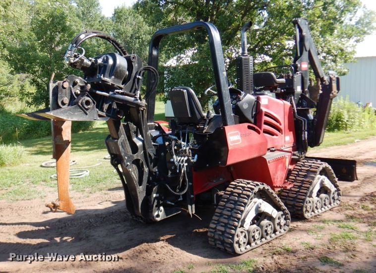 image for item MF9747 Toro RT600  vibratory cable plow