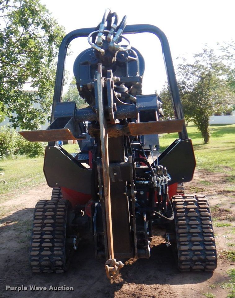 image for item MF9747 Toro RT600  vibratory cable plow