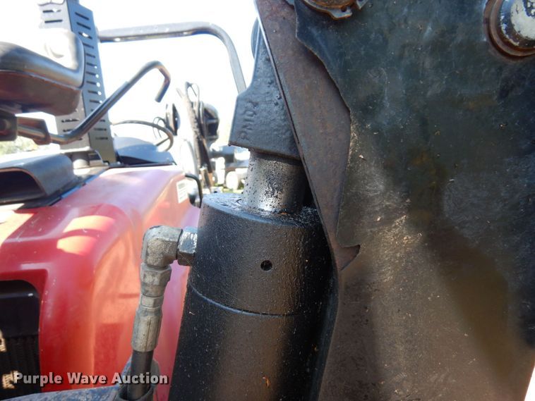 image for item MF9747 Toro RT600  vibratory cable plow