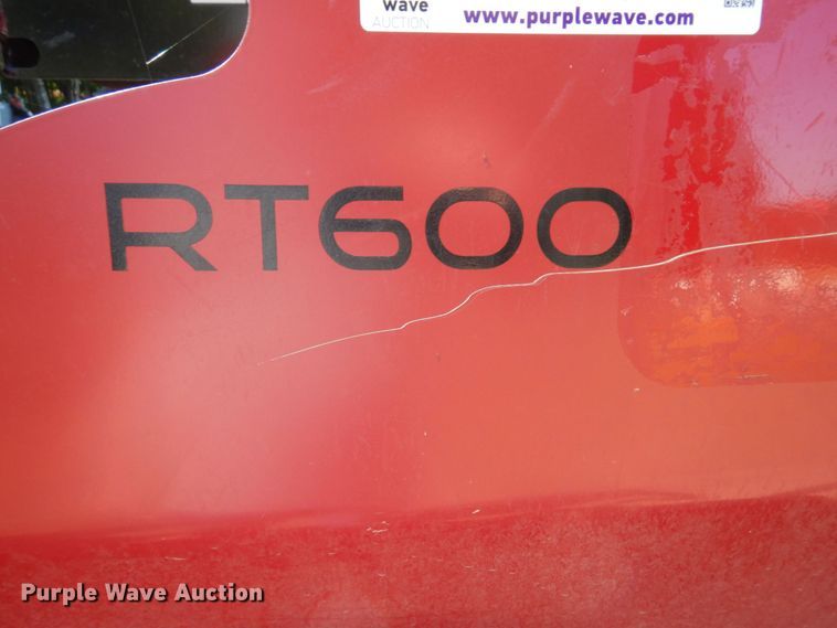 image for item MF9747 Toro RT600  vibratory cable plow