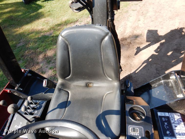 image for item MF9747 Toro RT600  vibratory cable plow