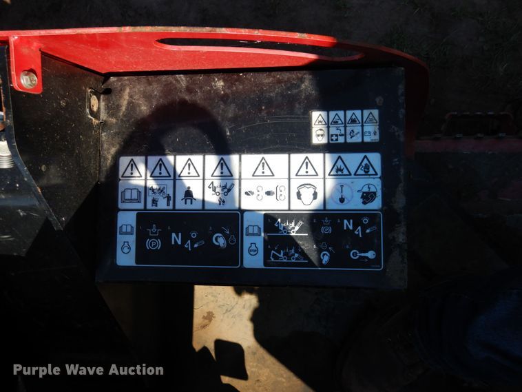 image for item MF9747 Toro RT600  vibratory cable plow