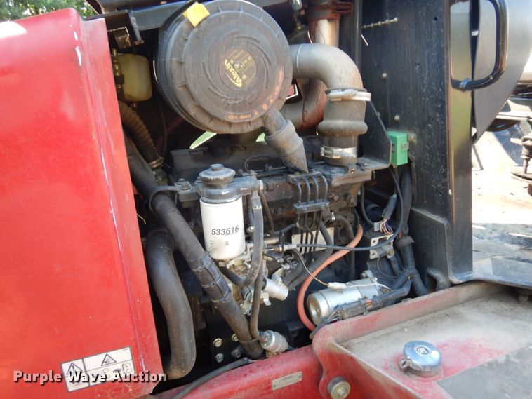 image for item MF9747 Toro RT600  vibratory cable plow