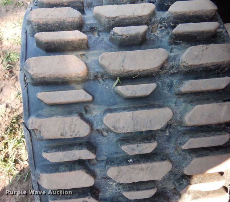 image for item MF9747 Toro RT600  vibratory cable plow