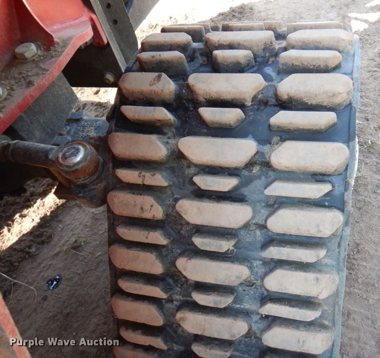 image for item MF9747 Toro RT600  vibratory cable plow