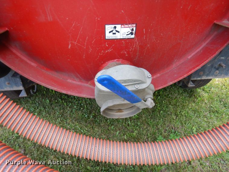 image for item MF9748 2016 Ring-o-matic 550 HICFM  vacuum excavator