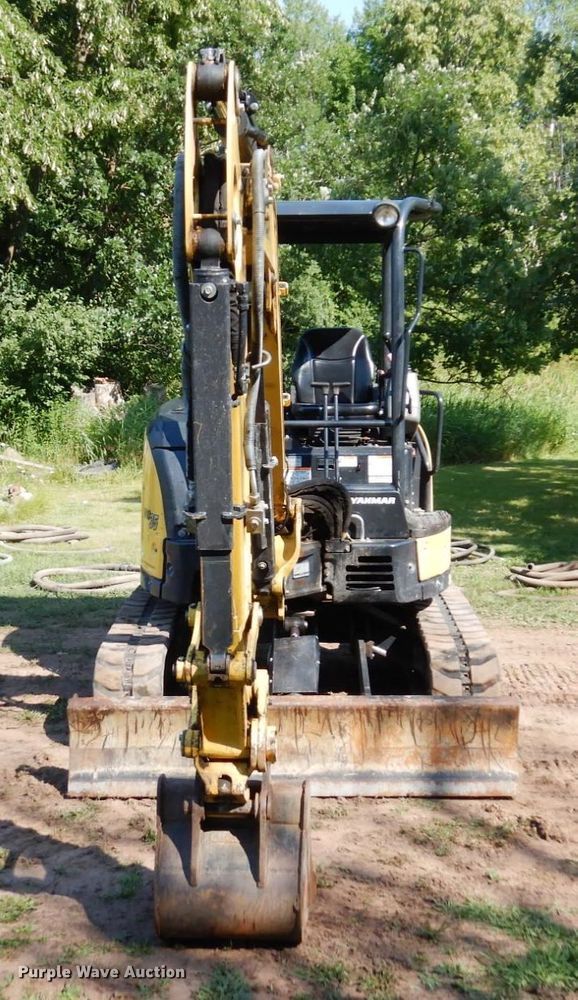 image for item MF9749 2019 Yanmar VI035-6A  mini excavator