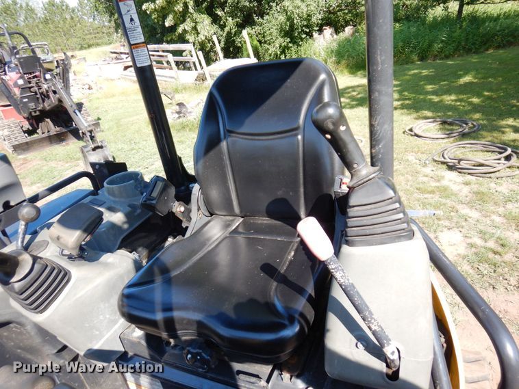 image for item MF9749 2019 Yanmar VI035-6A  mini excavator