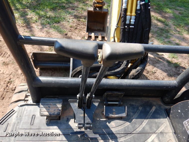 image for item MF9749 2019 Yanmar VI035-6A  mini excavator