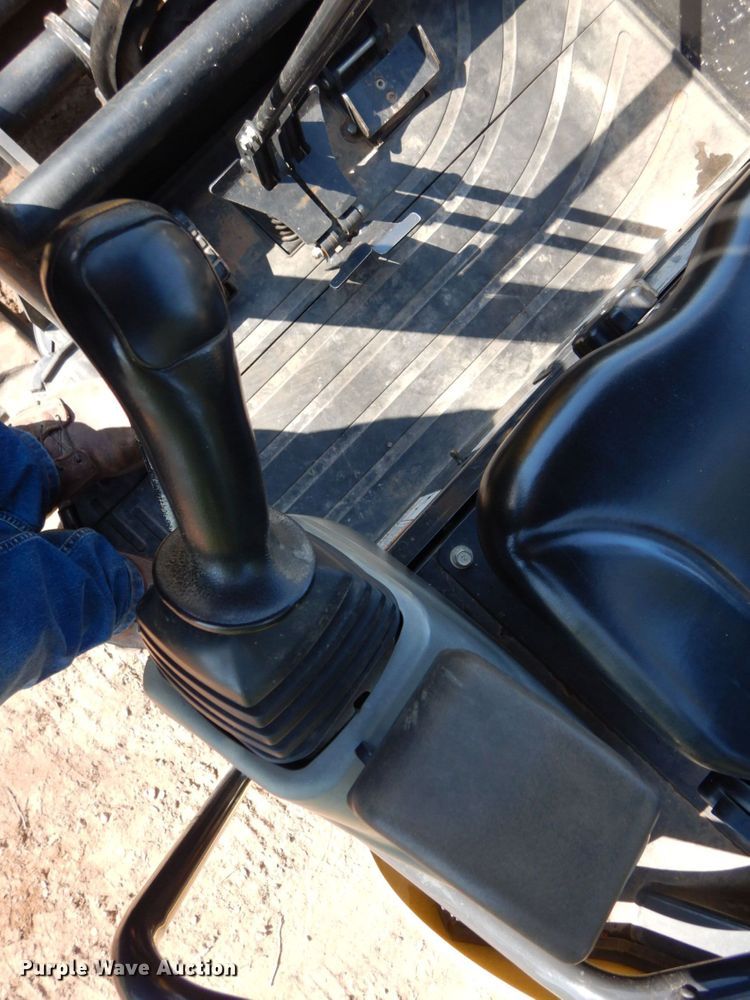 image for item MF9749 2019 Yanmar VI035-6A  mini excavator