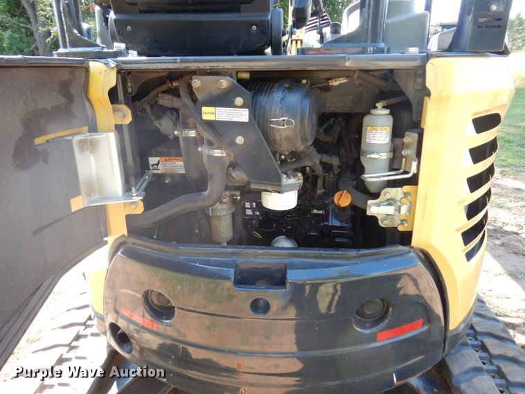 image for item MF9749 2019 Yanmar VI035-6A  mini excavator